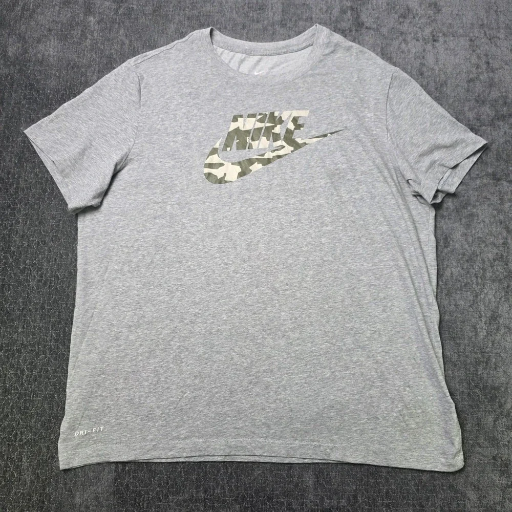Nike Logo T Shirt Mens XL Gray Dri Fit Camo Spellout Logo Short Sleeve Athletic